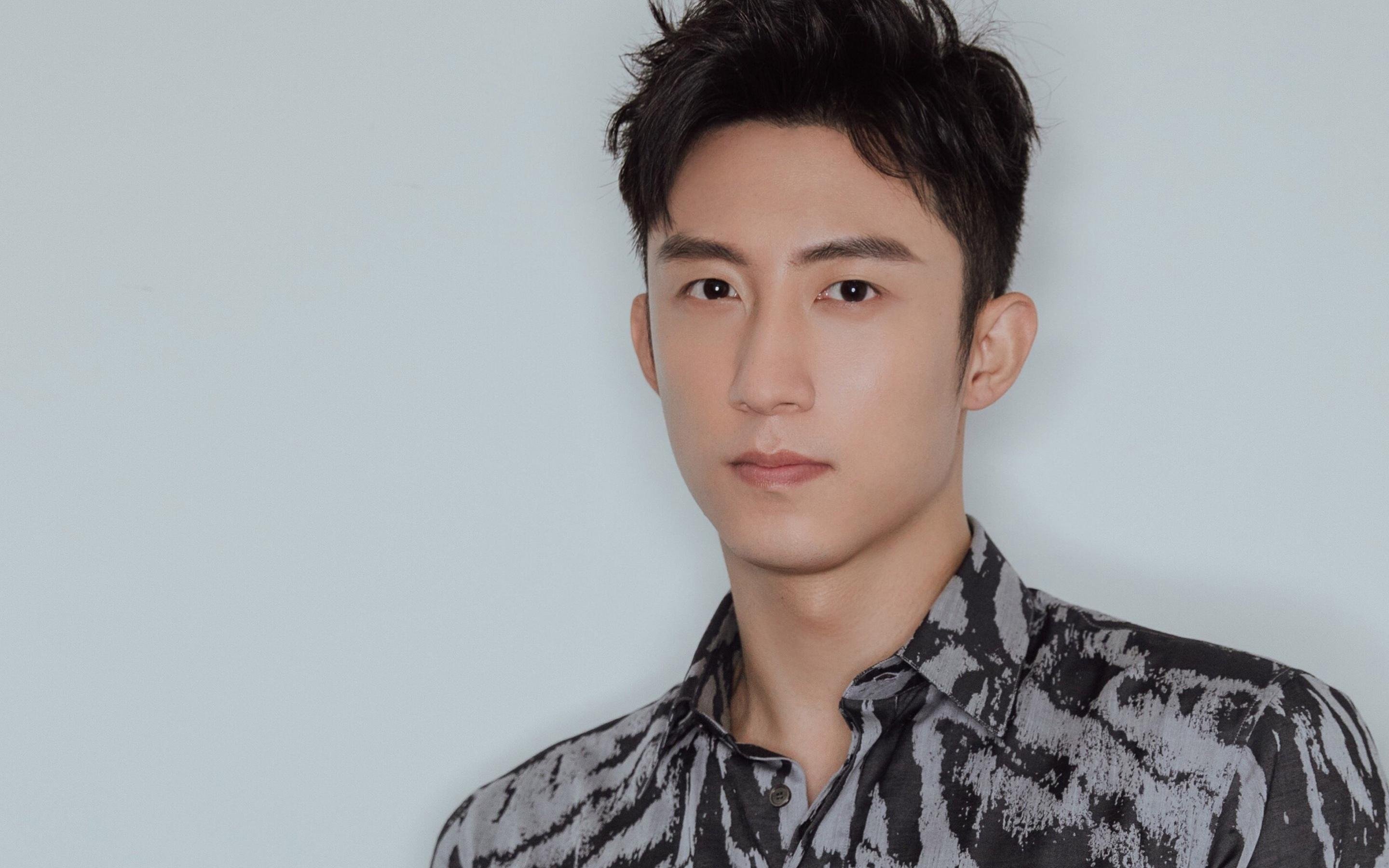 九游游戏中心-国内足球产业链“人才+设备+场馆”融合发展格局形成，足球产业主要经营内容