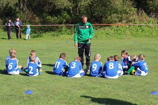 九游电脑版-中国足球换人后战术效率变化统计，最新足球比赛换人规则介绍最新