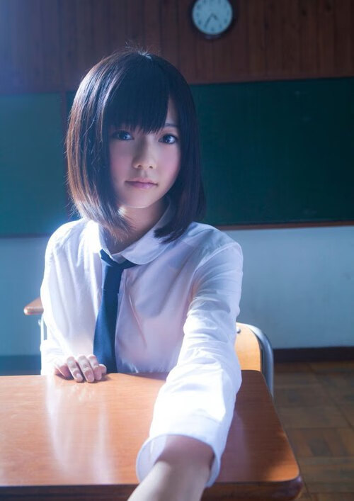 蛙泳冲刺突尼斯稳中发力,蛙泳起跳入水视频